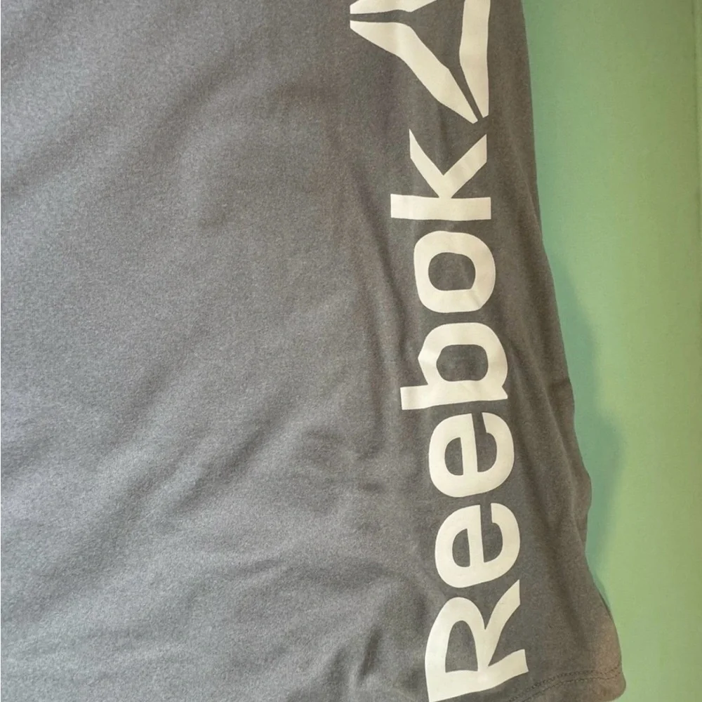 Reebok Gray and White Athletic Tank Top. Built in Bra‎